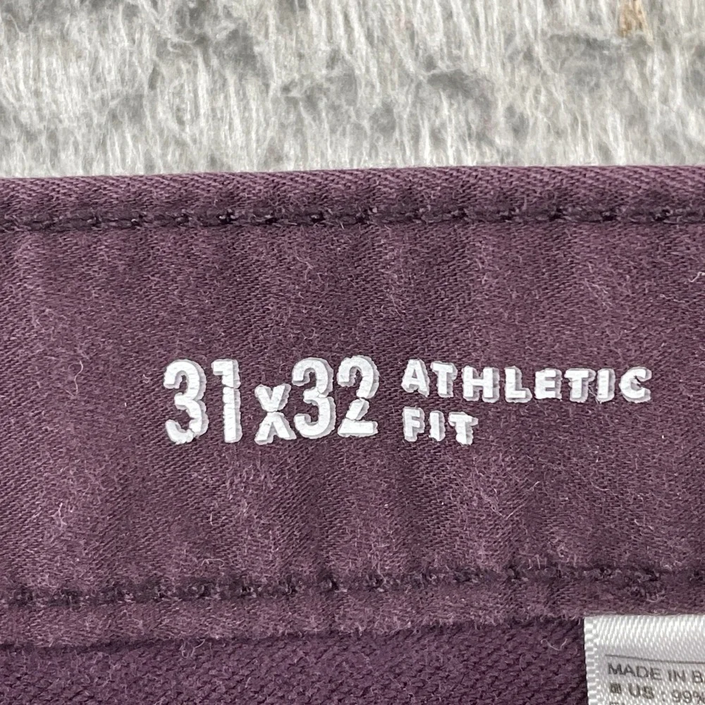 Banana Republic Travel Jean Mens 31x32 Purple Athletic Fit Stretch Cotton Pants